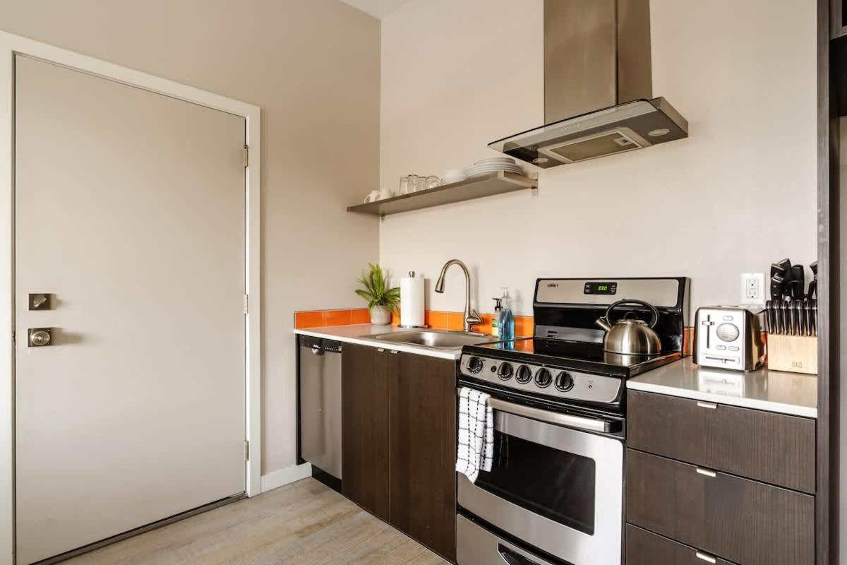 Stylish 1br W 90 Walkscore Apartment Portland